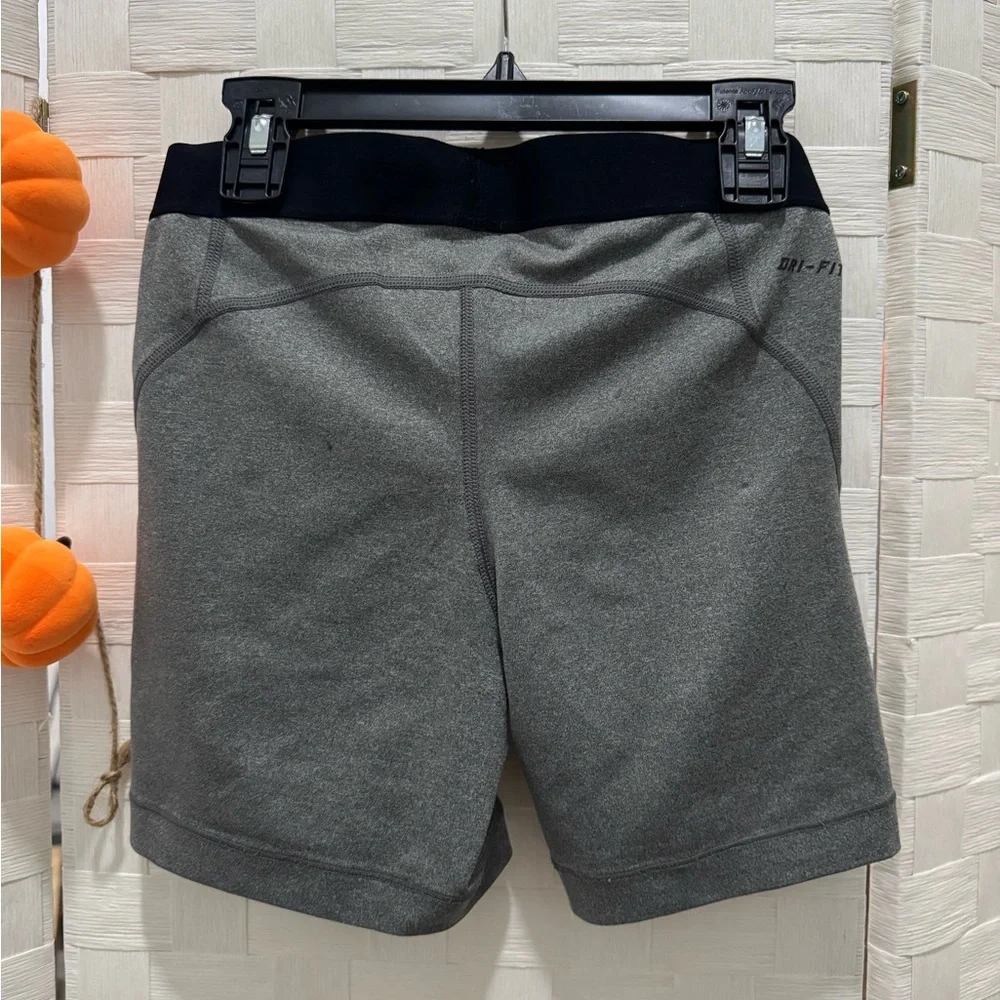 Nike Pro Gray Black Fitted Training Shorts Size S